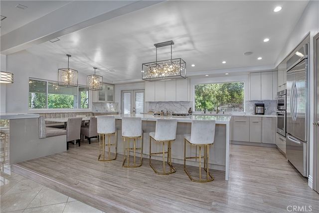 4760 Corbin Avenue, Tarzana, CA 91356