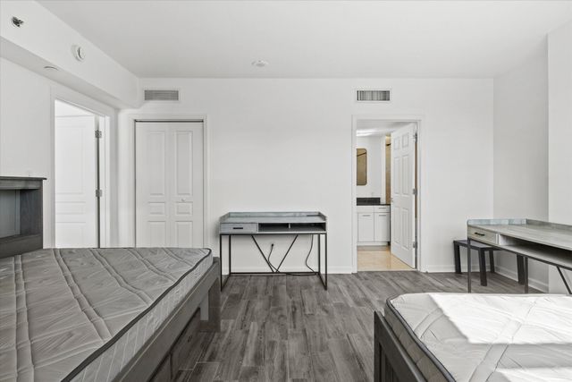 300 S Duval St Unit 602, Tallahassee, FL 32301