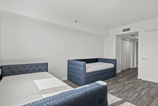 300 S Duval St Unit 602, Tallahassee, FL 32301