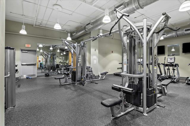 300 S Duval St Unit 602, Tallahassee, FL 32301