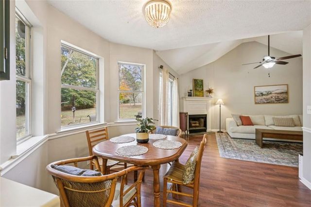 296 Mcintosh Trail, Sharpsburg, GA 30277