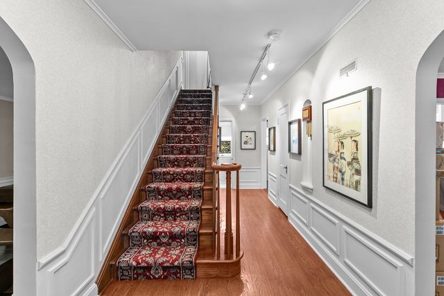 2735 Scott Street, Davenport, IA 50803