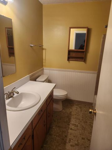 7715 Ovaldale Drive, North Charleston, SC 29418