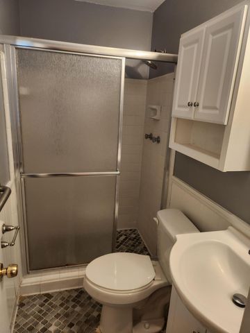 7715 Ovaldale Drive, North Charleston, SC 29418
