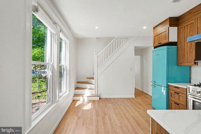 3033 BARCLAY ST, Baltimore, MD 21218