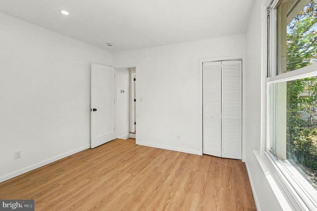 3033 BARCLAY ST, Baltimore, MD 21218