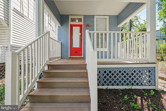3033 BARCLAY ST, Baltimore, MD 21218