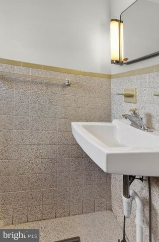 321 LINDBERGH AVE, Blandon, PA 19510