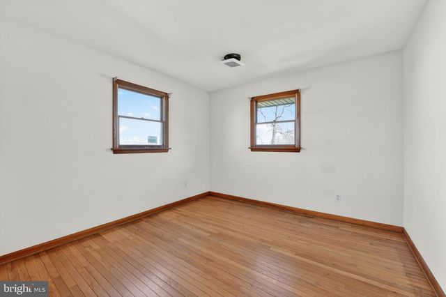 321 LINDBERGH AVE, Blandon, PA 19510