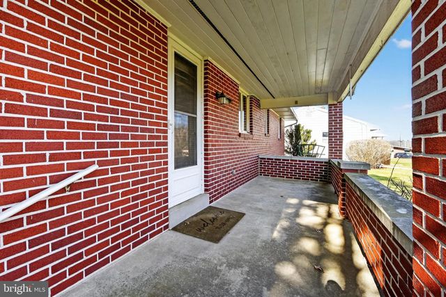 321 LINDBERGH AVE, Blandon, PA 19510