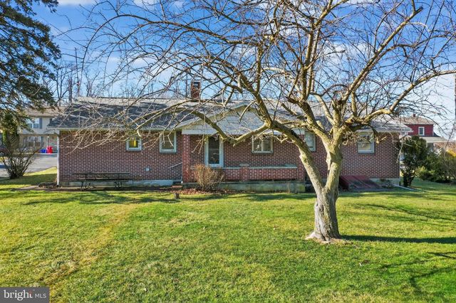 321 LINDBERGH AVE, Blandon, PA 19510