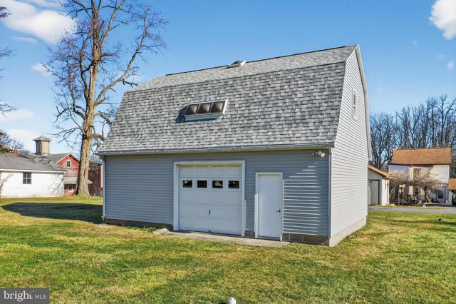 321 LINDBERGH AVE, Blandon, PA 19510