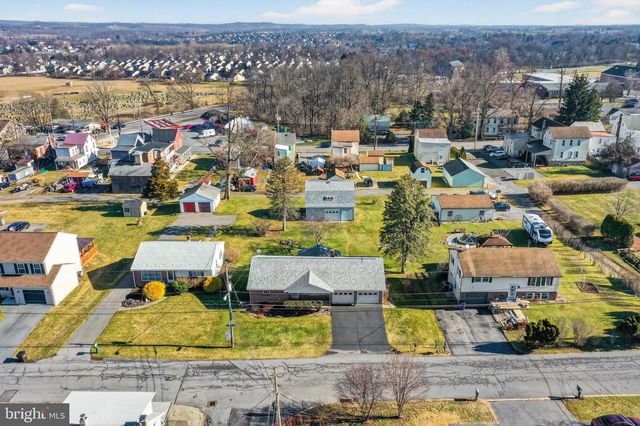 321 LINDBERGH AVE, Blandon, PA 19510