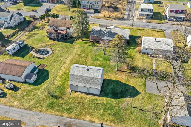 321 LINDBERGH AVE, Blandon, PA 19510