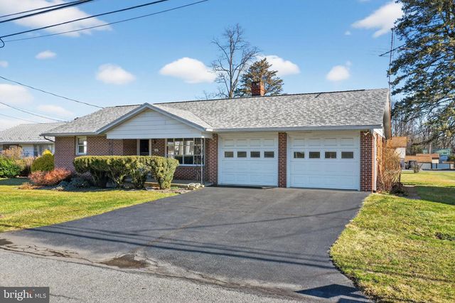 321 LINDBERGH AVE, Blandon, PA 19510