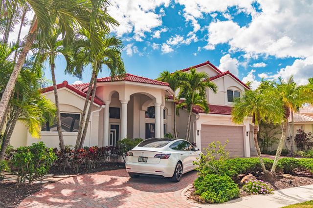 11804 Osprey Pointe Circle, Wellington, FL 33449