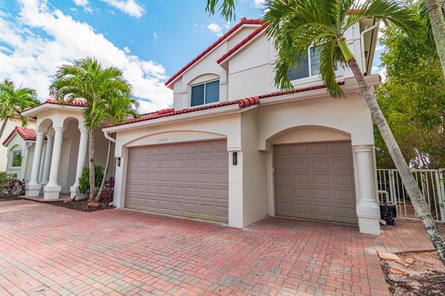11804 Osprey Pointe Circle, Wellington, FL 33449