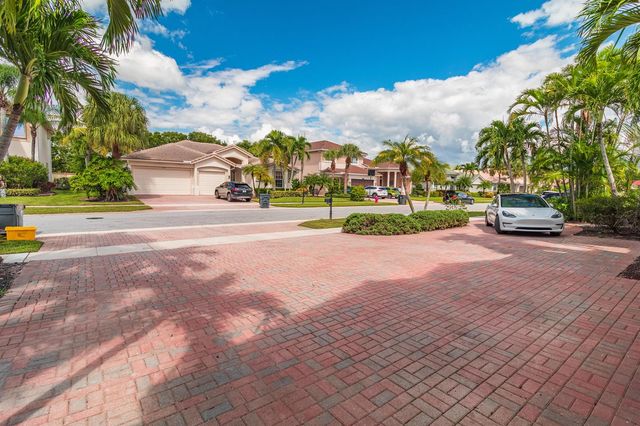 11804 Osprey Pointe Circle, Wellington, FL 33449