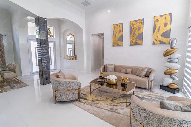11804 Osprey Pointe Circle, Wellington, FL 33449