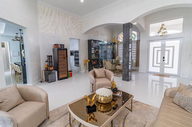 11804 Osprey Pointe Circle, Wellington, FL 33449
