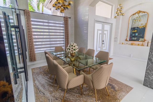11804 Osprey Pointe Circle, Wellington, FL 33449