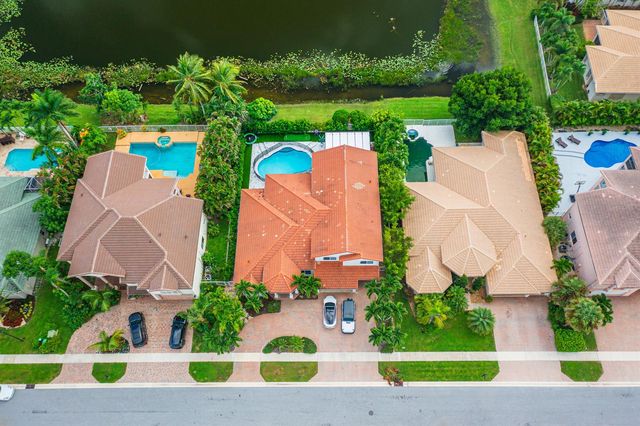 11804 Osprey Pointe Circle, Wellington, FL 33449