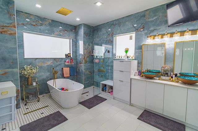 11804 Osprey Pointe Circle, Wellington, FL 33449