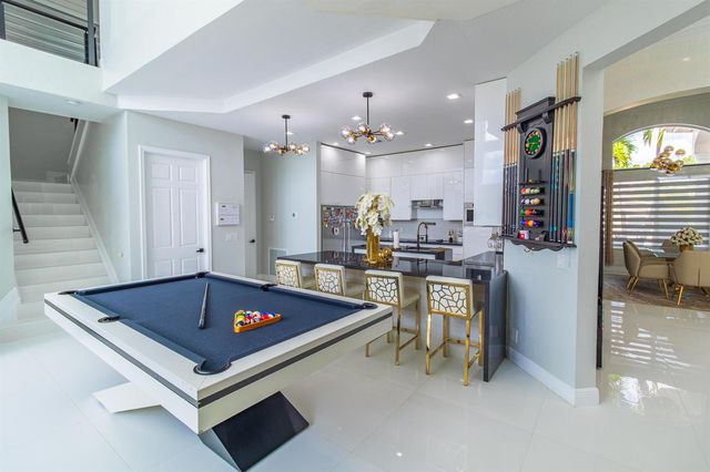 11804 Osprey Pointe Circle, Wellington, FL 33449