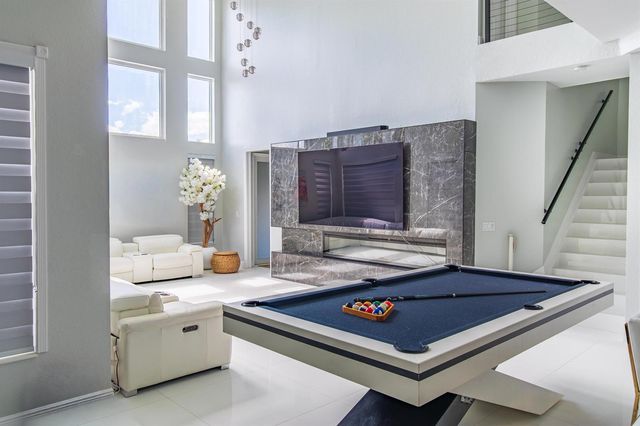 11804 Osprey Pointe Circle, Wellington, FL 33449