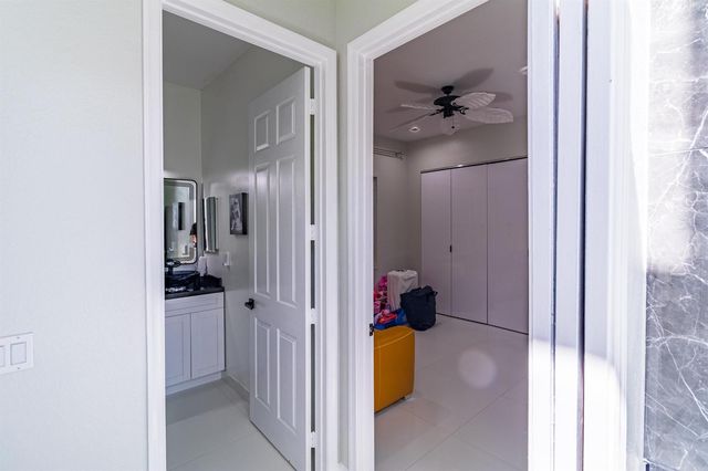 11804 Osprey Pointe Circle, Wellington, FL 33449