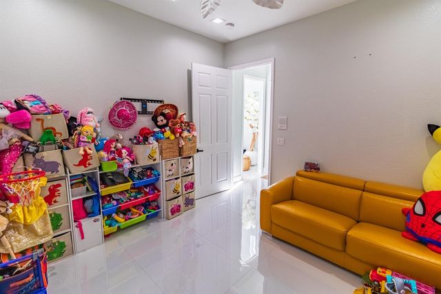11804 Osprey Pointe Circle, Wellington, FL 33449