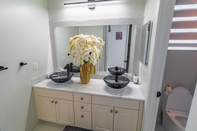 11804 Osprey Pointe Circle, Wellington, FL 33449