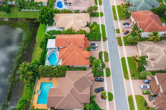 11804 Osprey Pointe Circle, Wellington, FL 33449