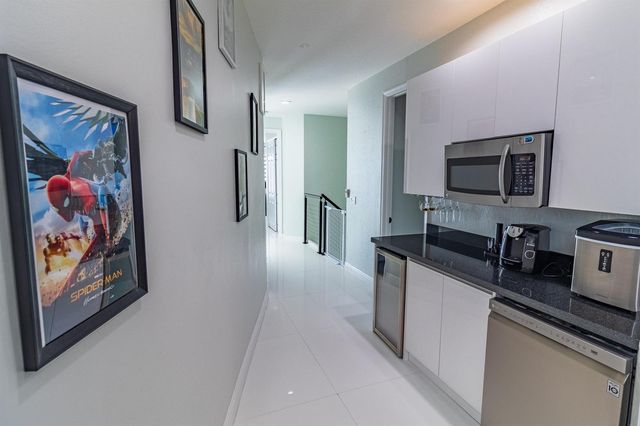 11804 Osprey Pointe Circle, Wellington, FL 33449