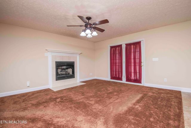 4723 Chesney Meadows Drive, Strawberry Plains, TN 37871