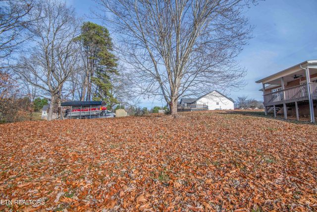4723 Chesney Meadows Drive, Strawberry Plains, TN 37871