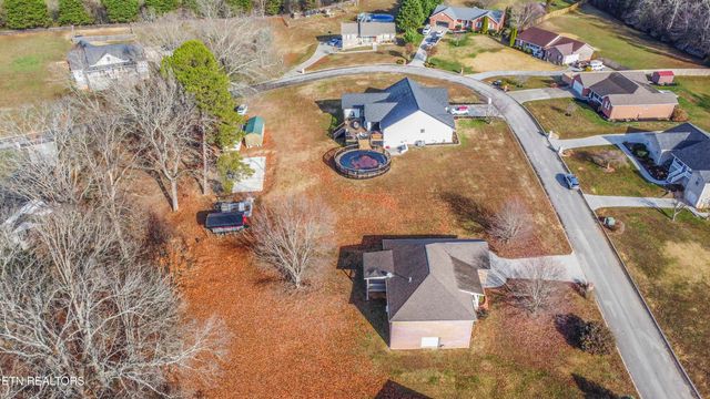 4723 Chesney Meadows Drive, Strawberry Plains, TN 37871