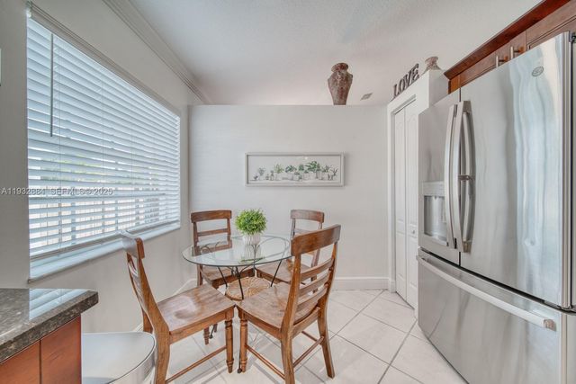 10036 SW 165th Ct, Miami, FL 33196