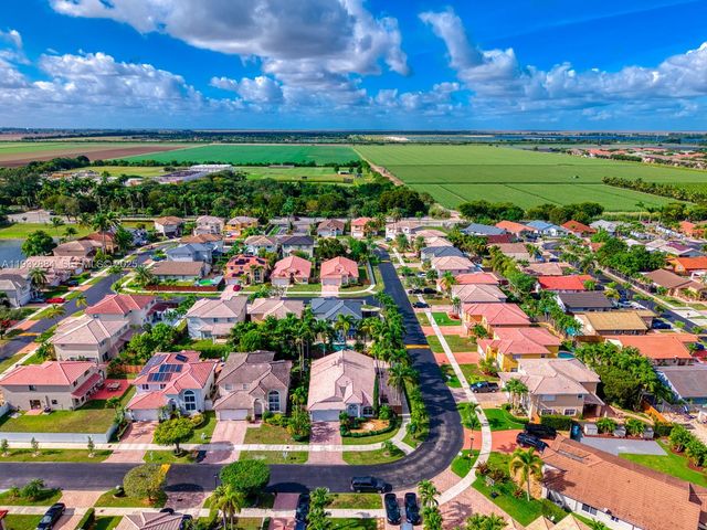 10036 SW 165th Ct, Miami, FL 33196