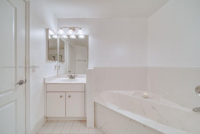 10036 SW 165th Ct, Miami, FL 33196