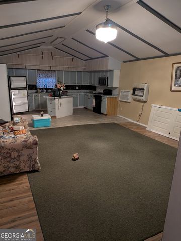 1670 Astoria Road, Waycross, GA 31503