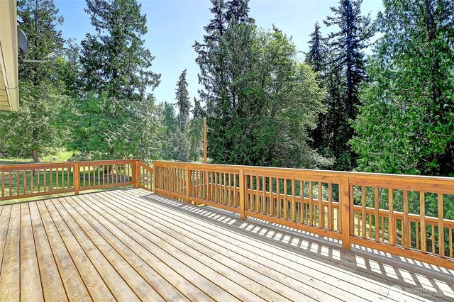 16306 80th Avenue NW, Stanwood, WA 98292