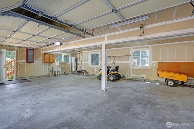 16306 80th Avenue NW, Stanwood, WA 98292