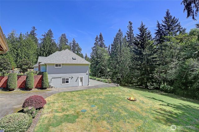 16306 80th Avenue NW, Stanwood, WA 98292