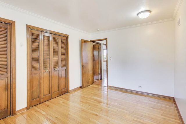 412 LAVERGNE Avenue, Wilmette, IL 60091