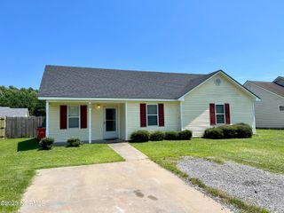 204 Meadowlark Lane, Elizabeth City, NC 27909
