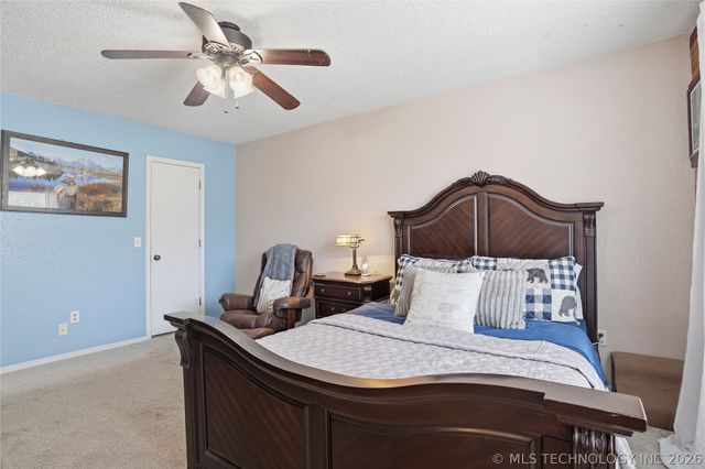 4214 W Urbana Court, Broken Arrow, OK 74012