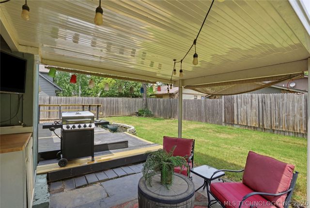 4214 W Urbana Court, Broken Arrow, OK 74012
