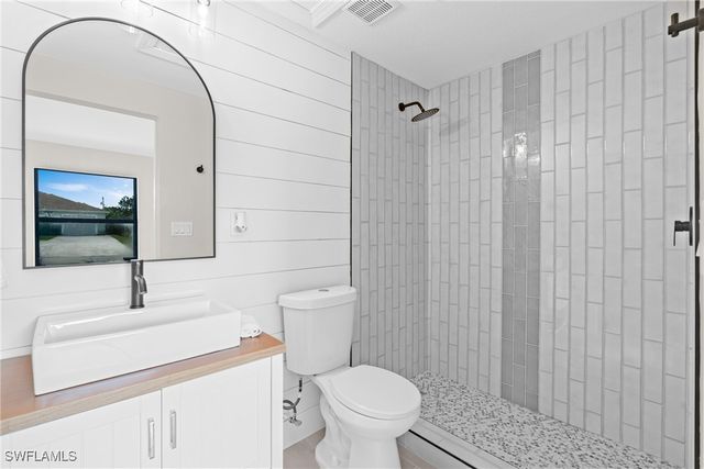 3206 12th ST W, Lehigh Acres, FL 33971