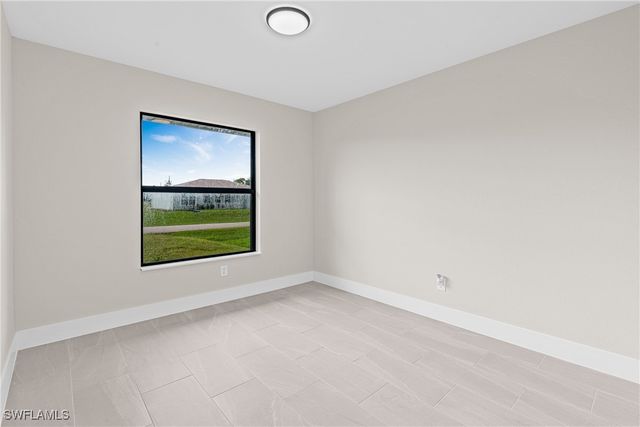 3206 12th ST W, Lehigh Acres, FL 33971